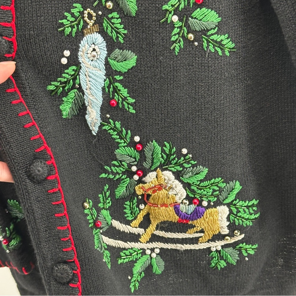 Women’s 2X Black Green Red Embroidered Beaded Ugly Chri‎ Sweater - Picture 6 of 13